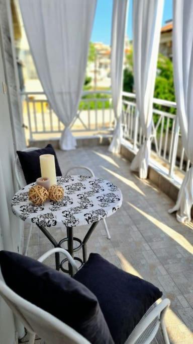 Ivanna Apartment Неа-Муданія Екстер'єр фото