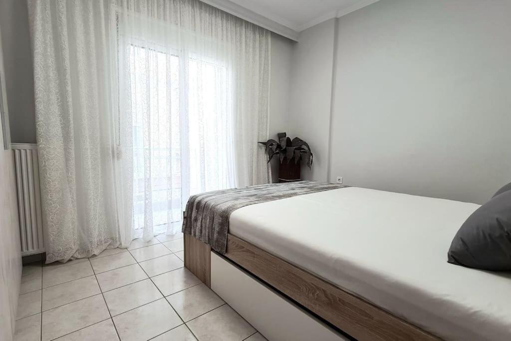 Ivanna Apartment Неа-Муданія Екстер'єр фото